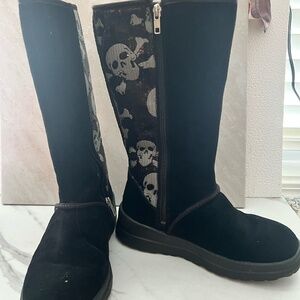 Ugg Tall Black Boots  Size 7 with Rhinestone Skulls